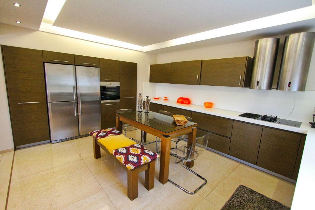 Aerides Luxury Villa PalaiónTsiflíkion Exterior foto