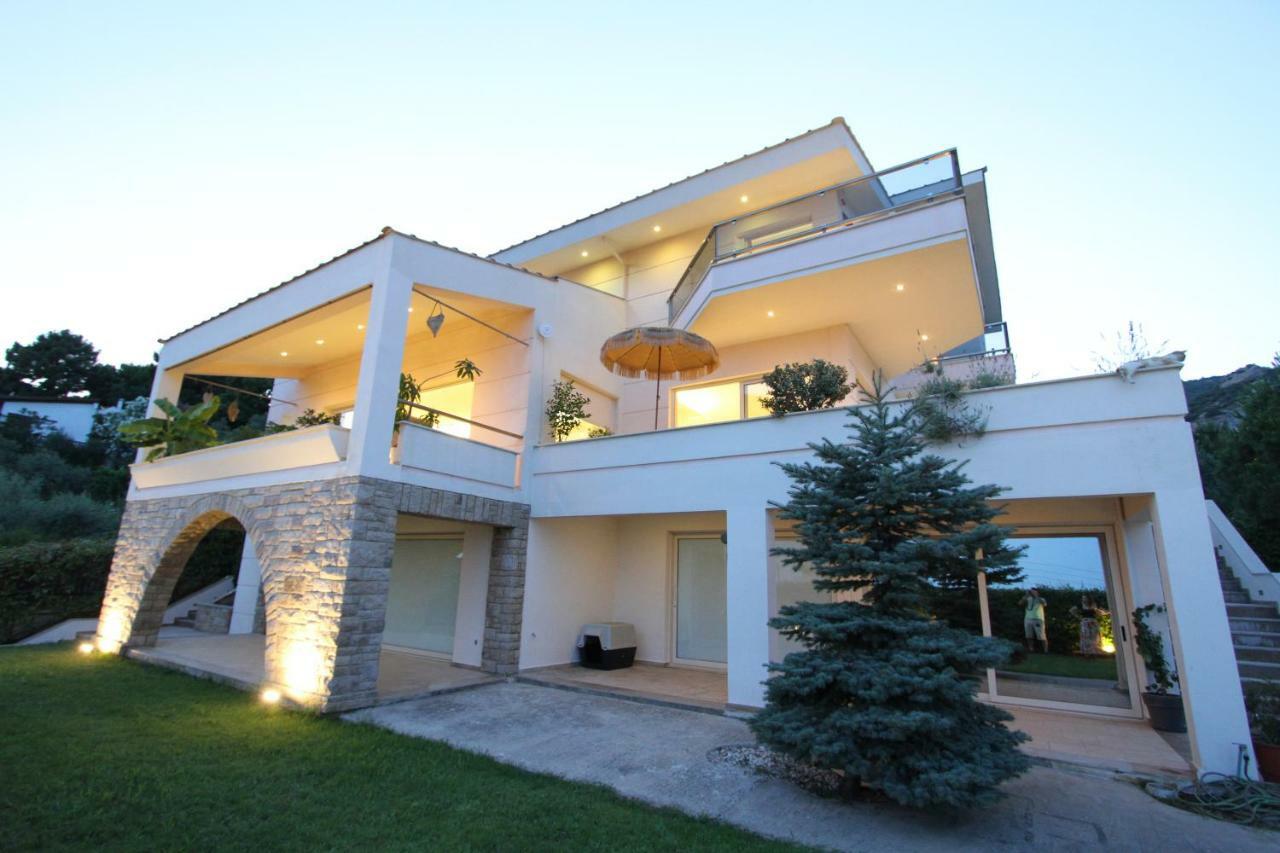 Aerides Luxury Villa PalaiónTsiflíkion Exterior foto